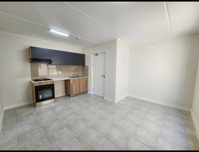 1 BEDROOM PROPERTY TO RENT IN GREENBAY ECO ESTATE